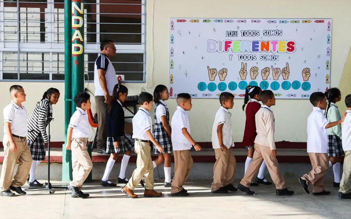  IMSS lanza expediente de salud digital  para niños de primaria en México