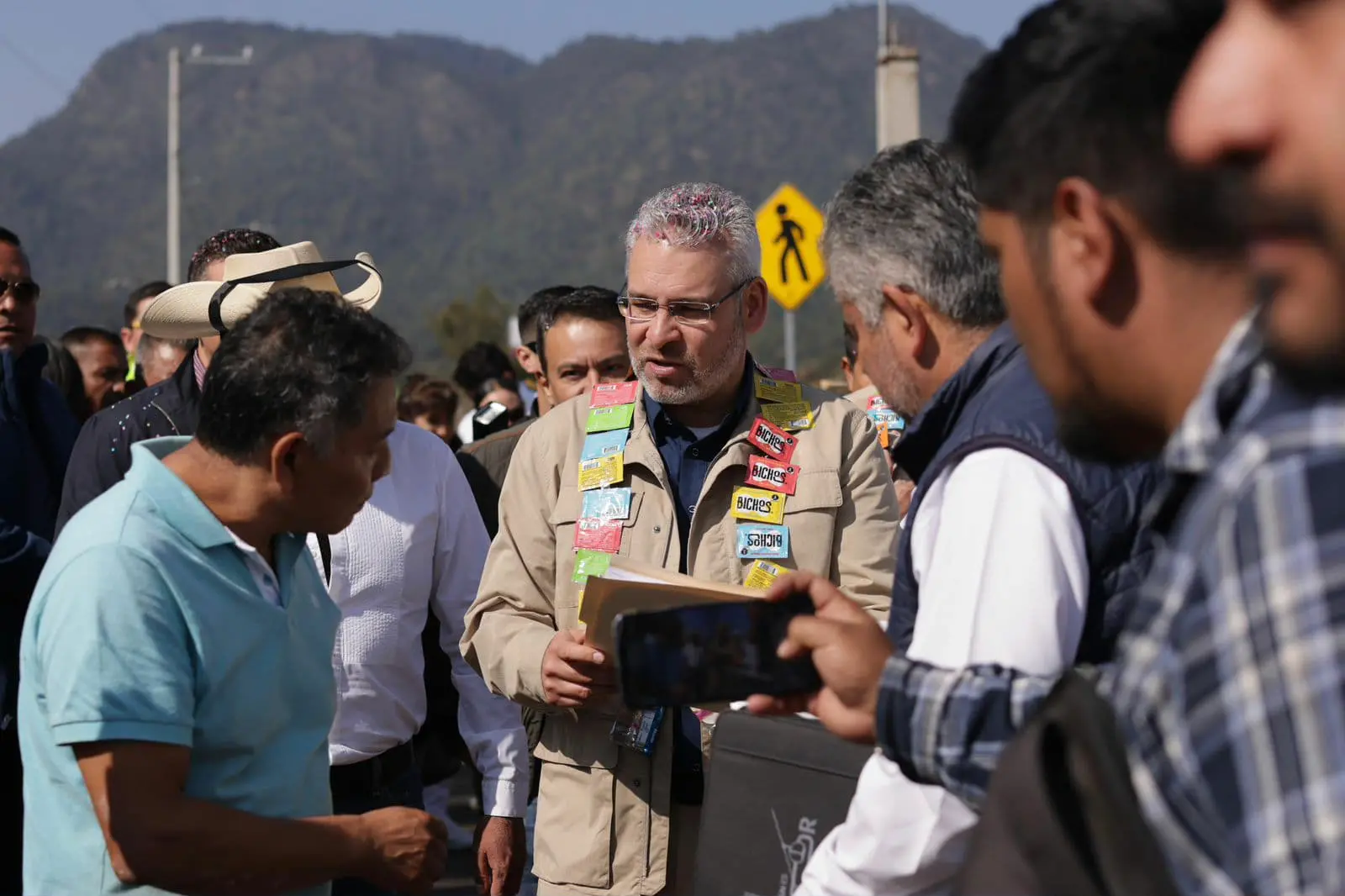  Inaugura Bedolla libramiento Tupátaro-Cuanajo para impulsar el turismo y el comercio artesanal