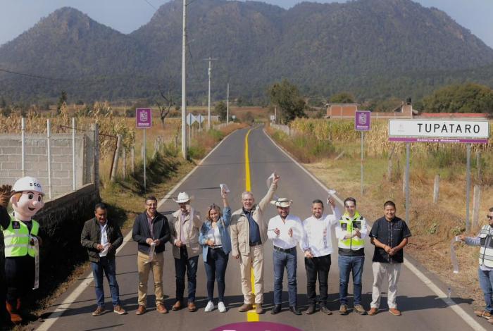 Inaugura Bedolla libramiento Tupátaro-Cuanajo para impulsar el turismo y el comercio artesanal