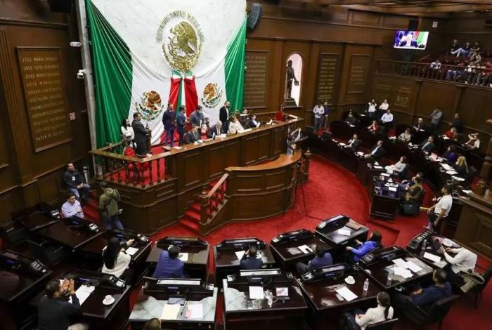 Incurre Congreso de Michoacán en omisiones de defensa en juicio laboral en LXXVI Legislatura
