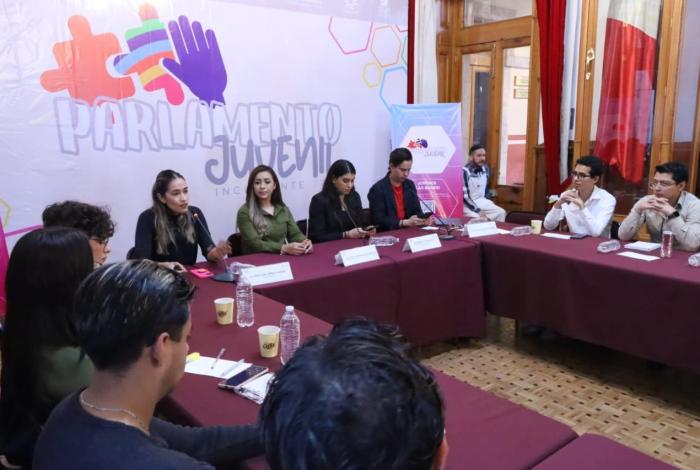 Inicia ciclo de capacitaciones para el Parlamento Juvenil Incluyente 2025