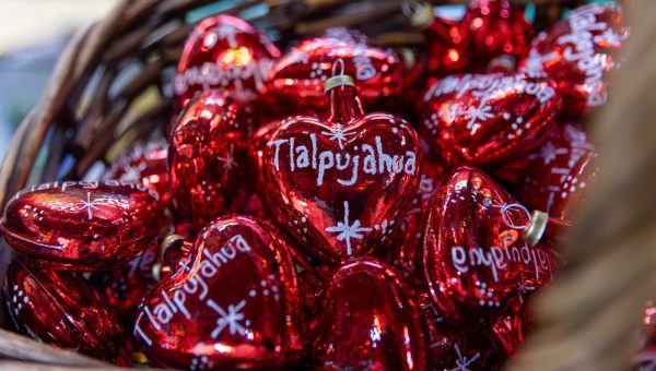 Inicia Feria de la Esfera en Tlalpujahua; participan más de 650 talleres artesanales