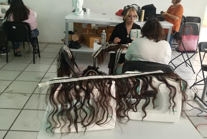 Inicia Icatmi taller de elaboración de pelucas oncológicas para mujeres en Zacapu