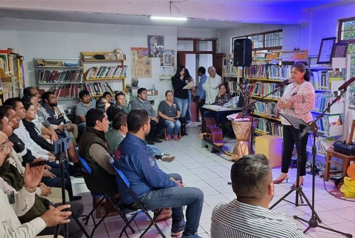 Inician cursos de verano en la biblioteca J. Jesús Pérez Gaona en Santa Clara del Cobre