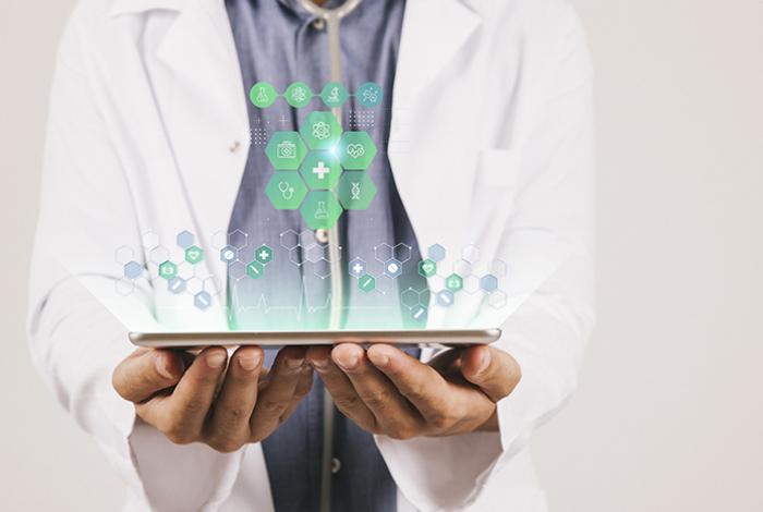 Inteligencia artificial en la consulta médica: así cambia la relación entre médicos y pacientes