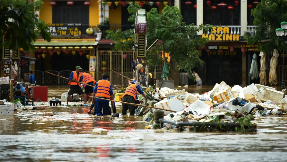 Inundaciones provocan muertos y desaparecidos en Vietnam