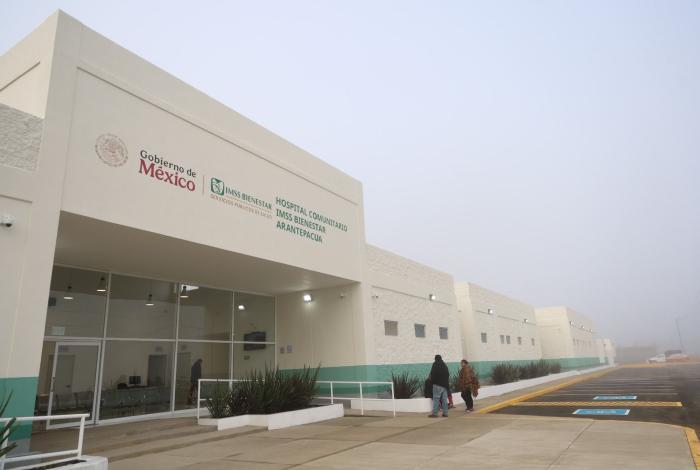 Inversión histórica en Arantepacua: hospital, escuelas y caminos: Bedolla