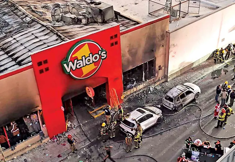 Investigan fallas eléctricas tras incendio en comercio de Hermosillo: hay 23 fallecidos