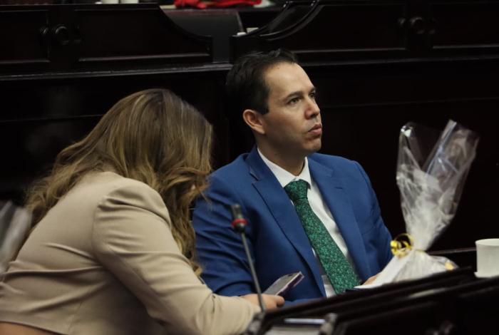 Invita Alfredo Anaya Orozco a aprovechar estímulos fiscales para 2026 en Michoacán