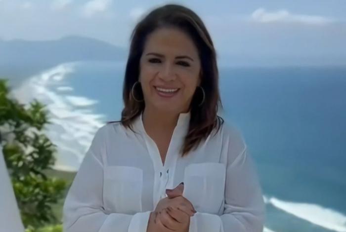 Invita Fabiola Alanís a disfrutar la costa michoacana: playas limpias, gastronomía única y calidez que se vive en familia