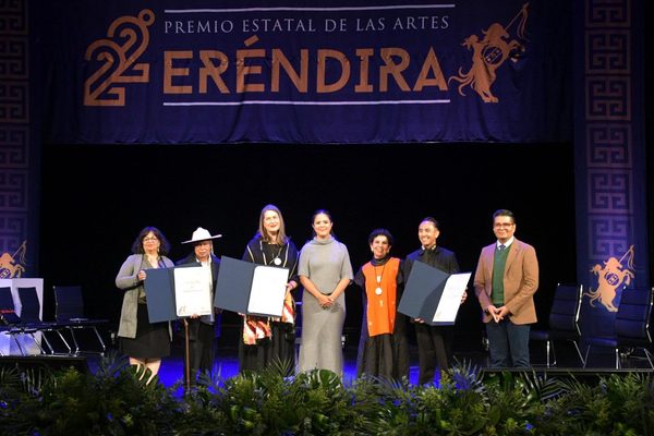 Ioulia Akhmadeeva, Joaquín Bautista y La Serpiente reciben Premio Eréndira 2026