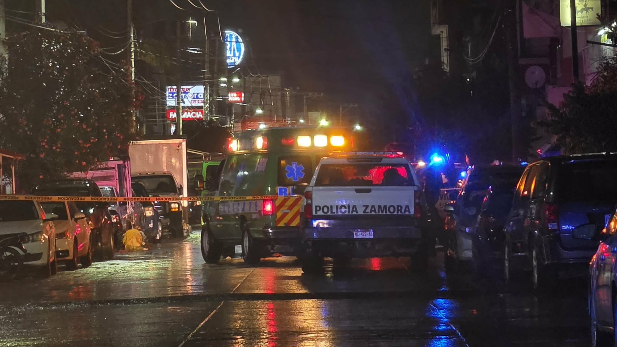 Irrupción armada en bar de Zamora deja ocho víctimas