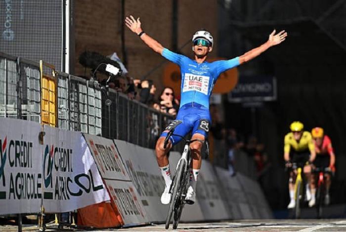 Isaac del Toro, campeón de la Vuelta a Alemania
