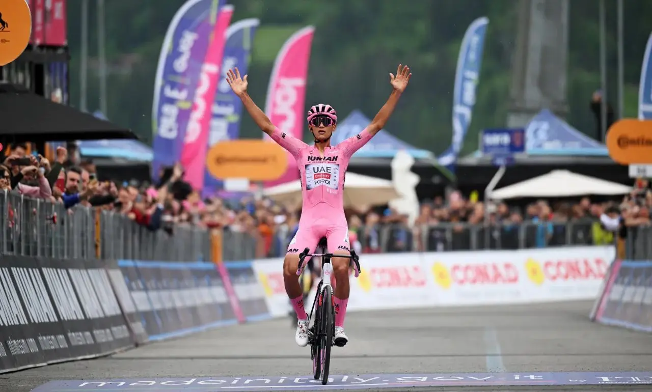 Isaac del Toro gana la carrera del Cycling Stars Criterium