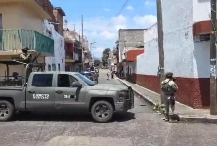 Jacona: ataque armado en vivienda del Centro de Jacona; as3sin4n a un jaguar