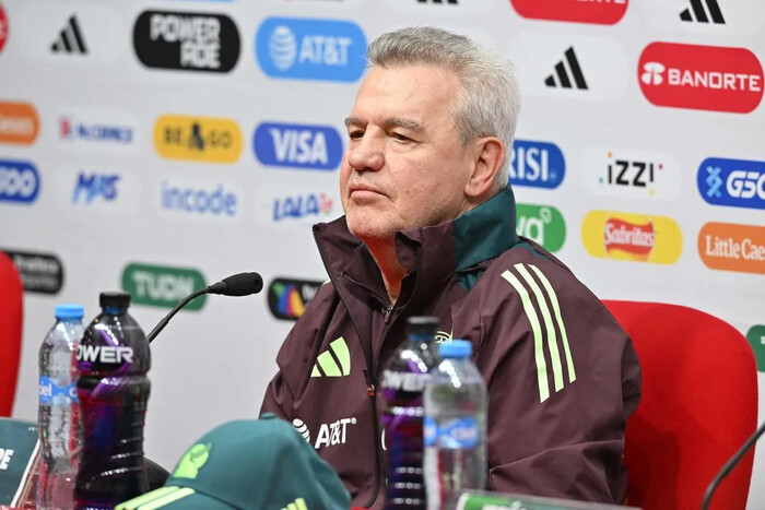 Javier Aguirre dice “adios” al TRI y no lo dejan ¿Por qué?