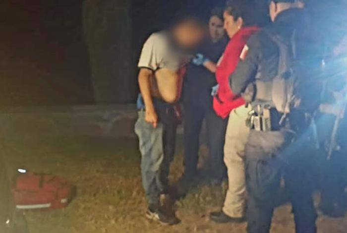 Jornalero baleado por delincuentes llega a pedir ayuda a un salón de fiestas de Jacona