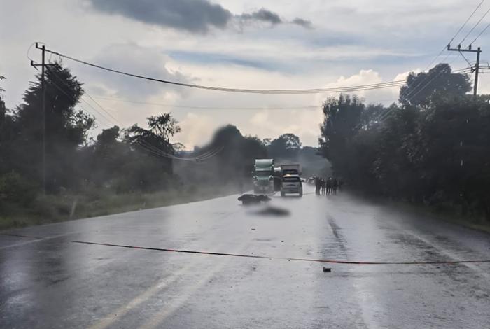 Joven migrante muere tras chocar en su moto contra un auto en Tingüindín