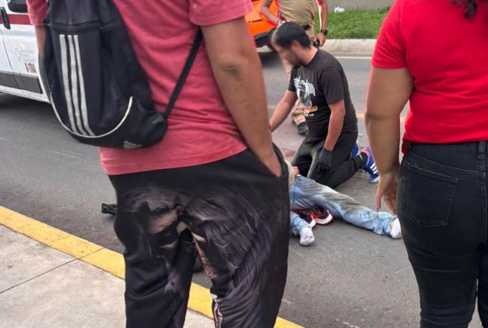 Joven motociclista muere tras aparatoso accidente, en el Libramiento de Uruapan