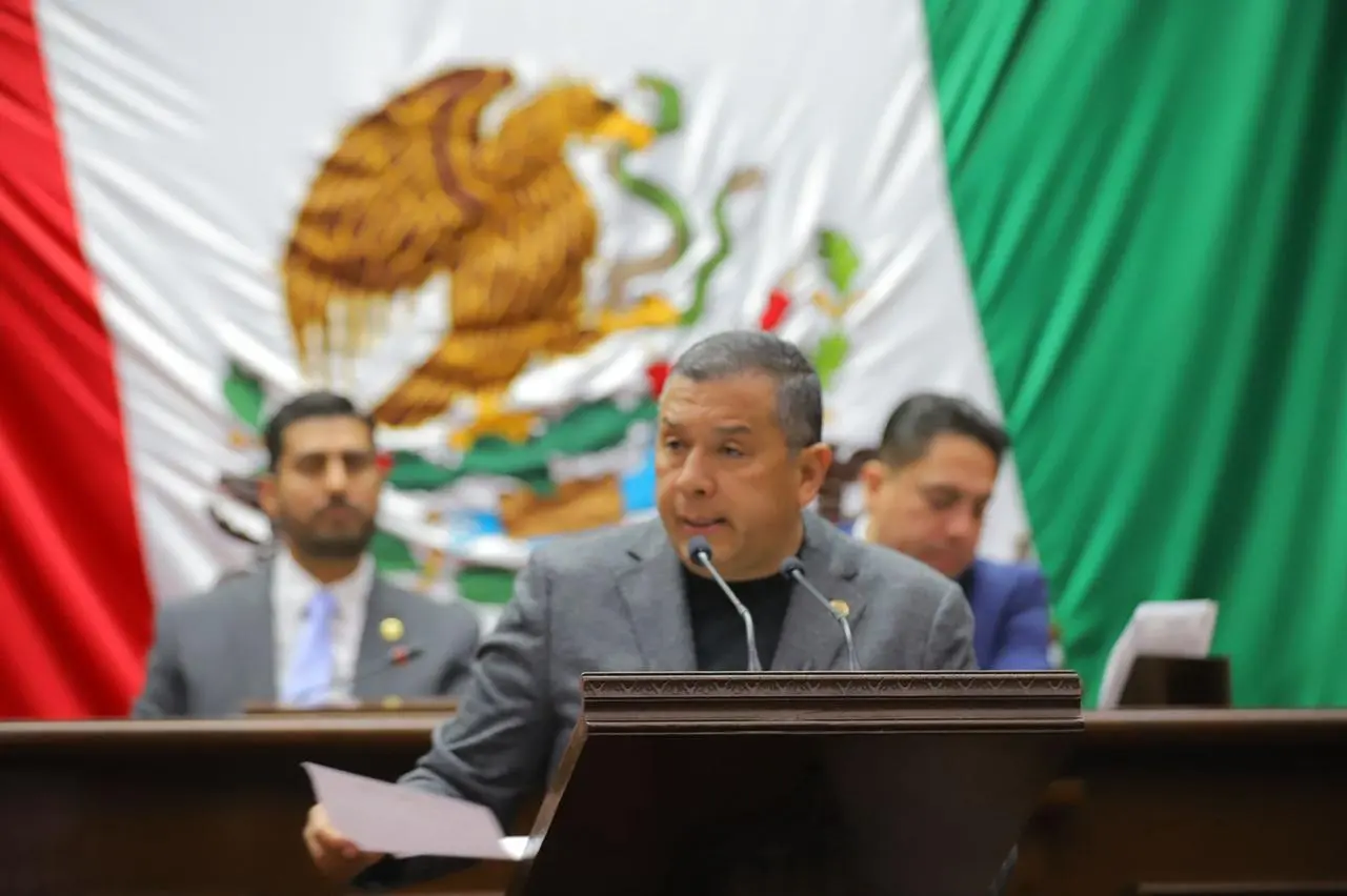 Juan Carlos Barragán propone evitar discriminación por mascotas al rentar vivienda