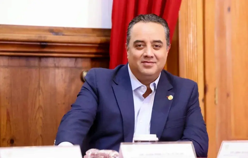 Juan Pablo Celis o vivir del erario público
