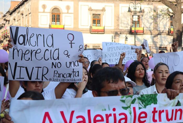 Jueza concede 144 horas para definir situación legal de Alexander por muerte de Valeria