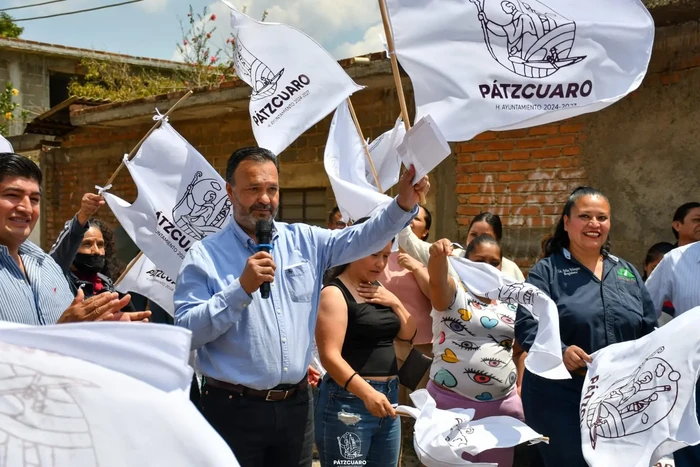 Julio Arreola da banderazo de inicio a obras en las colonias Lázaro Cárdenas y Jacarandas