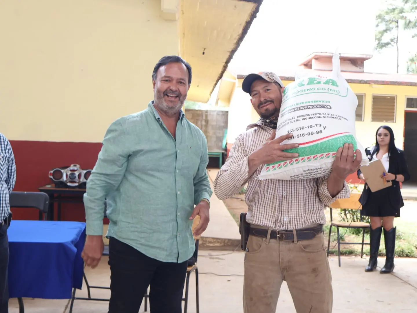 Julio Arreola fortalece el bienestar y la tranquilidad en comunidades de Pátzcuaro