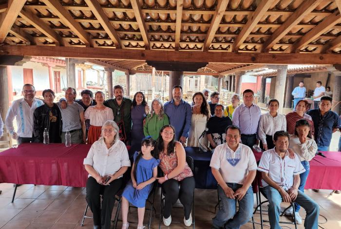 Julio Arreola impulsa el cine comunitario y celebra la filmación de “Ernestina y el Duque”