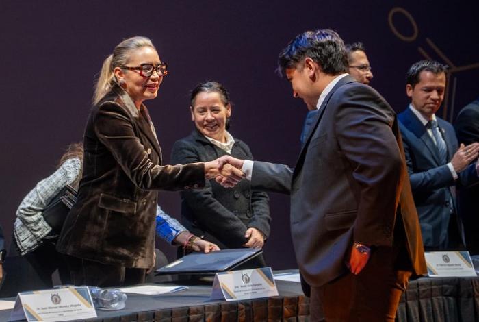  La educación pública sigue siendo el motor más potente de movilidad social y de justicia que tiene Mèxico: Yarabí Ávila