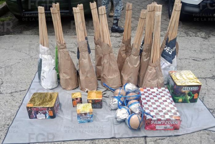 La FGR asegura más de 900 artefactos pirotécnicos y detiene a una persona en Nahuatzen