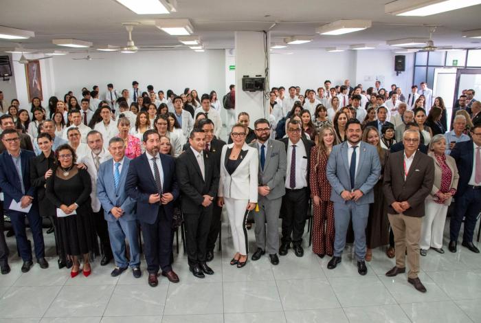 La Medicina es una forma de humanismo en acción, una expresión viva del espíritu nicolaita: Yarabí Ávila 