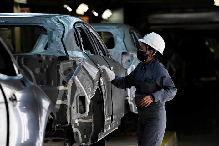 La producción de autos en México se desploma un 9,07 % interanual en abril