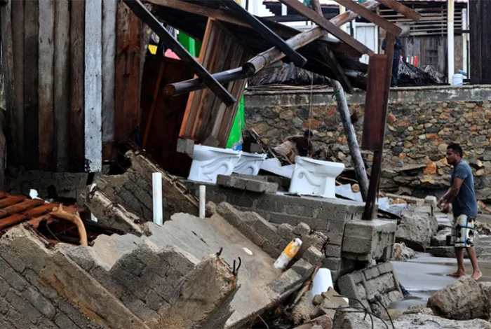 La tormenta Dalila deja serios daños en infraestructura a su paso por Acapulco