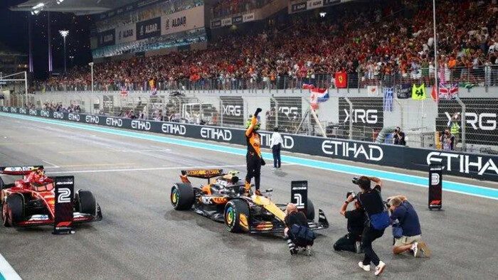 Lando Norris gana el GP de Abu Dhabi