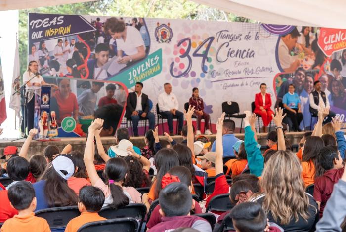 LAS PUERTAS DE LA UMSNH ESTÁN ABIERTAS PARA LAS Y LOS NIÑOS, SEÑALA YARABÍ ÁVILA AL INAUGURAR EL TIANGUIS DE LA CIENCIA