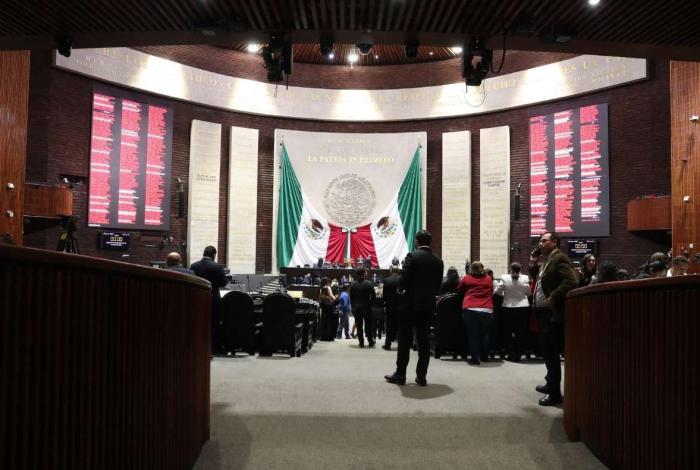 Las y los diputados de la LXVI Legislatura, lamentamos profundamente el asesinato del presidente municipal de Uruapan, Michoacán, Carlos Manzo Rodríguez
