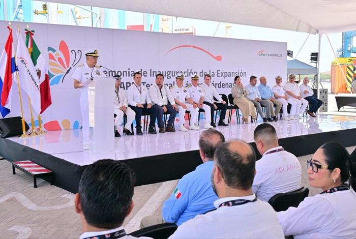Lázaro Cárdenas inaugura Fase 2 de la terminal de contenedores; cabrán 2 millones de TEUs