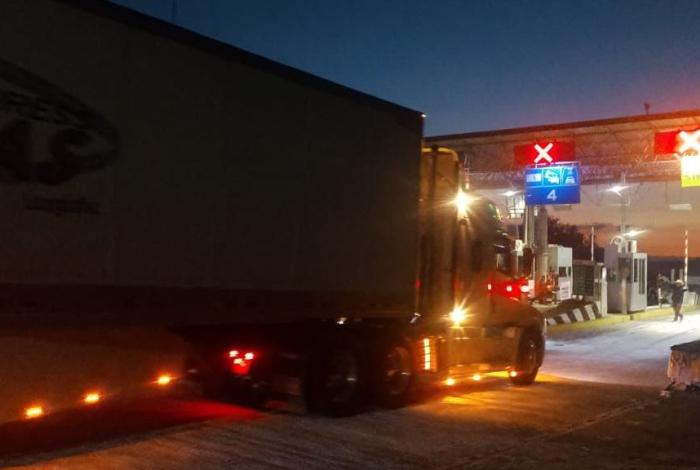 Libre el tránsito vehicular en carreteras y autopistas de Michoacán: SSP