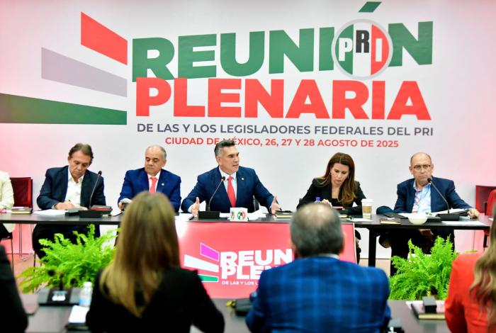 LLAMA ALEJANDRO MORENO A DIPUTADOS Y SENADORES A DEFENDER SIN MIEDO A MÉXICO Y A LAS FAMILIAS MEXICANAS