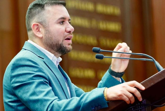 Llama Reyes Galindo a actuar con institucionalidad ante la próxima elección del Fiscal de Michoacán