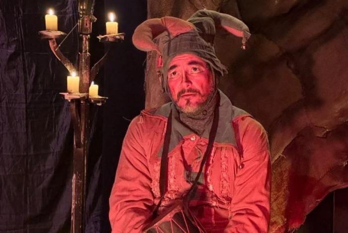 Llega el ‘Bufón’ al Palacio Municipal, inspirado en el teatro de Shakespeare