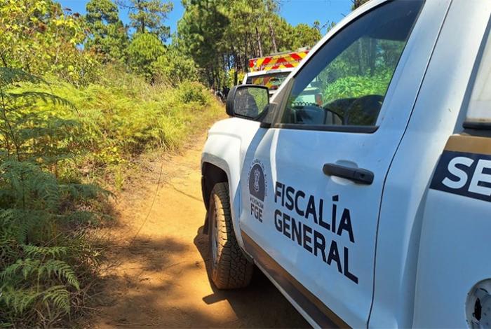 Localizan a hombre asesinado a balazos en el Cerro de la Cruz, en Uruapan