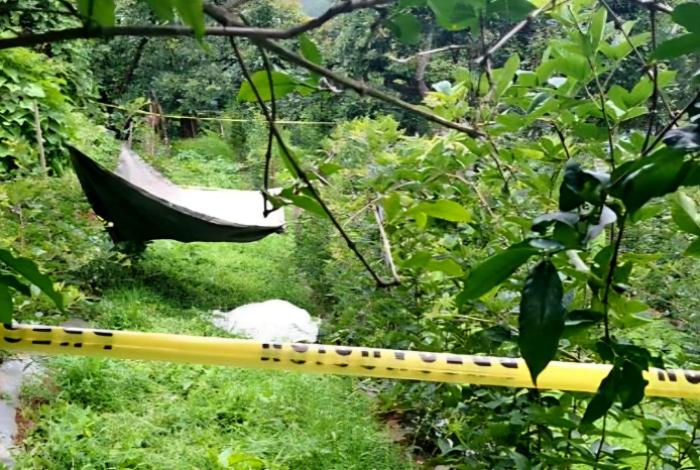Localizan a hombre sin vida en una huerta de zarzamora, en Tacámbaro