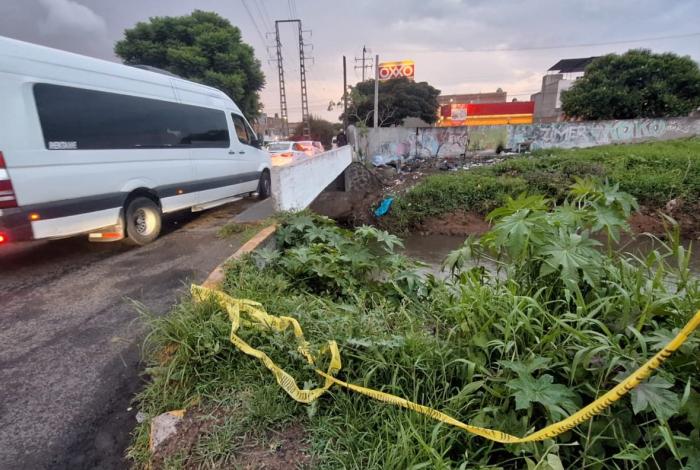 Localizan hombre sin vida bajo un puente sobre la avenida Guadalupe Victoria