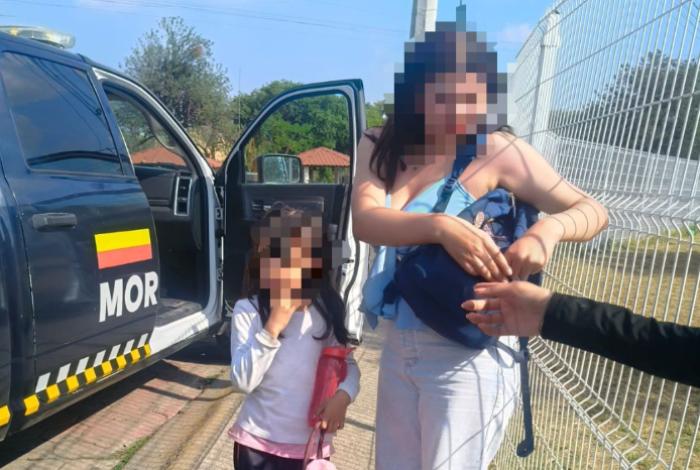 Localizan y entregan a niña extraviada en Villas de la Loma, en Morelia