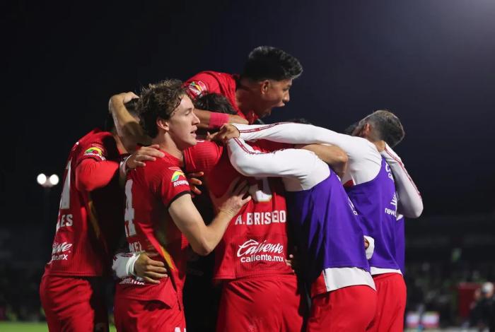 Los Diablos del Toluca le quitan lo bravo a Juárez con remontada