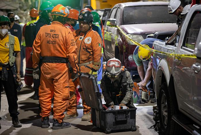 Los Topos en Venezuela: "Sepan que México está con ustedes"