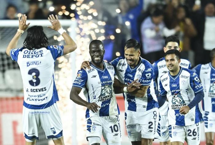 Los Tuzos del Pachuca siguen vivos al eliminar en el Play-In a Pumas