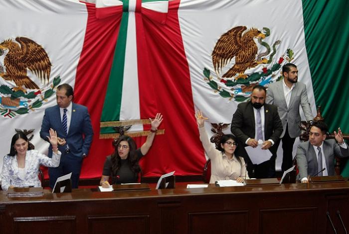 Luego de que el Congreso aprobara a los 10 aspirantes a Fiscal de Michoacán, gobierno de Bedolla decide la terna de 3
